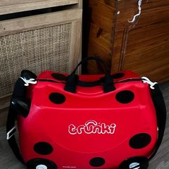 trunki suitcase