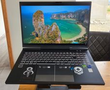 Pc Specialist Gaming Laptop 17" Qhd+ 240hz Srgb, Rtx 4080, 32 Gb Ddr5 Ram, 4tb Samsung 990 Pro M.2.