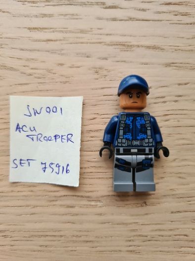 lego jw001 ACU trooper, set 75916 jurassic world