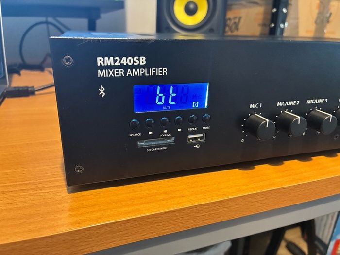 Adastra RM240SB Amp