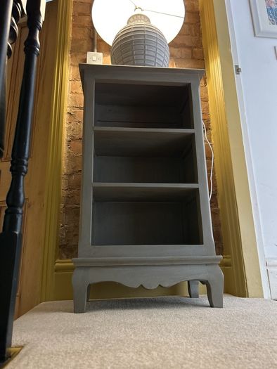 Laura Ashley Cabinet & Lamp Set
