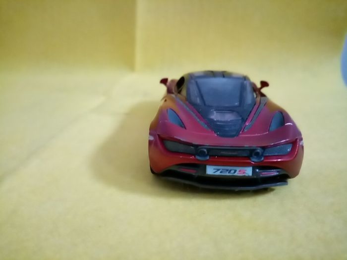 Maclaren 720S KT5403 Scale 1/36 Kinsmart car