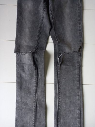 Girls jumper and jeans