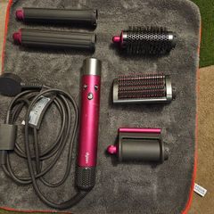 Dyson  hairdryer airwrap HS05