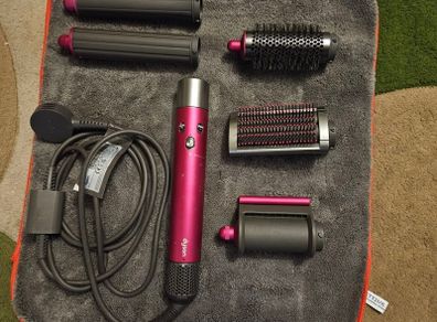 Dyson  hairdryer airwrap HS05