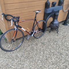 KTM Strada 800