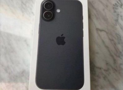 NEW iPhone 17 256GB Black ( Irish stock )
