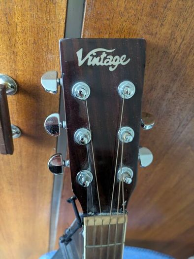 left hand guitar