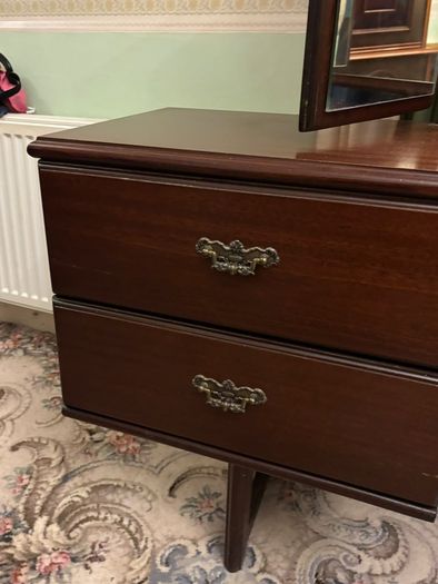 Dressing table
