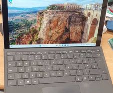 Microsoft Surface Pro 6 -Core i5 8th Gen | 8GB RAM | 256GB SSD | Touchscreen | Windows 11 Pro