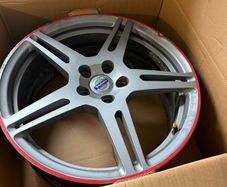 4 18 alloys one is slightly damaged