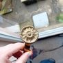 2 curtain holders and decorative wall accessories Image 10