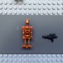 lego Star Wars sw0467 Battle Droid minifigure- Dark Orange, Angled Arm and Straight Arm Image 2