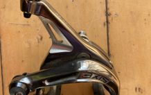 Axis caliper break