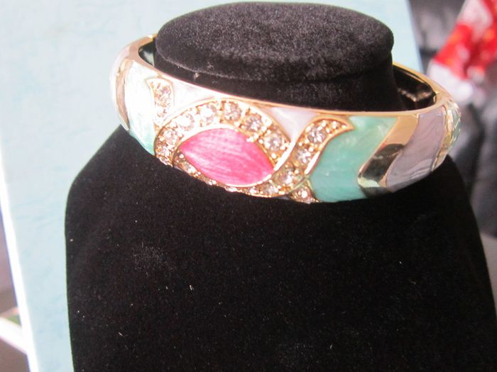 Bangles