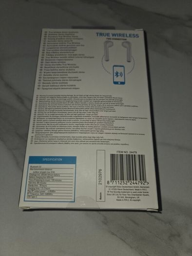 Wireless earbuds