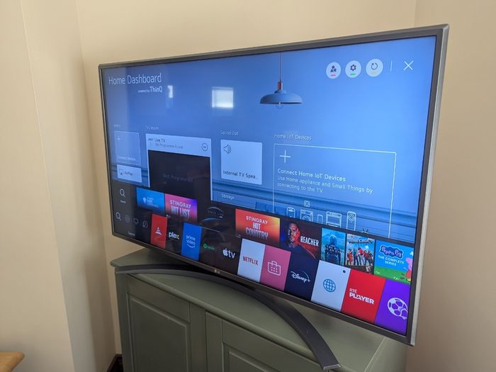LG 43" Smart 4k TV