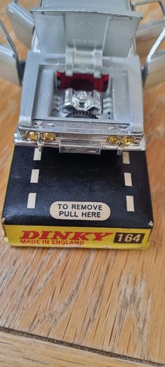 Dinky Diecast Ford Zodiac