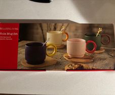 Belleek Living Hula Mug Set