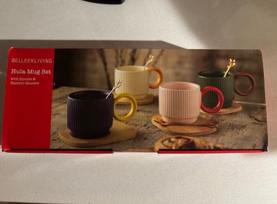 Belleek Living Hula Mug Set