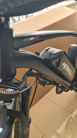 BRAND NEW! City E-BIKE with Nice Extras. 0Kms Electric