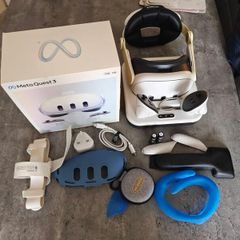 Meta Quest 3 with charging dock, rechargeable batteries, extra lenses, the back strap