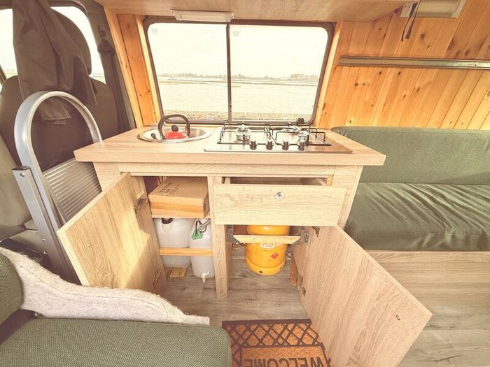 Camper van 2008 Nissan Interstar Ready to Go