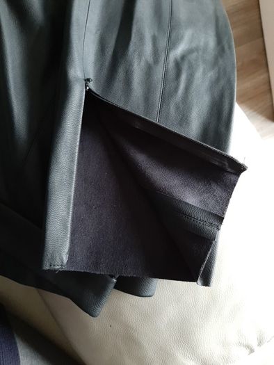 BNWOT Size 16 Zara leather look trousers