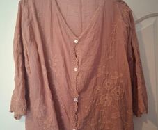 powder pink cotton shirt with embroidery XL
