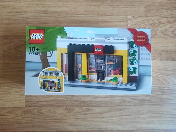 Lego Store 40528