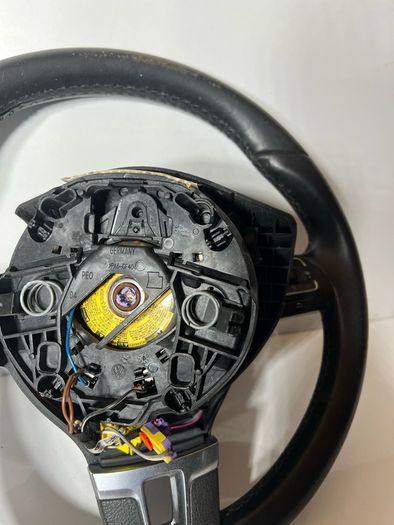 Vw Passat B7 2011 Steering Wheel 3c8419091b 3c8880201k A1l2b312s