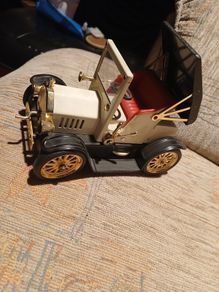 Vintage ford car