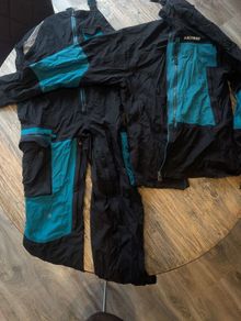 Westbeach full ski outerwear suit