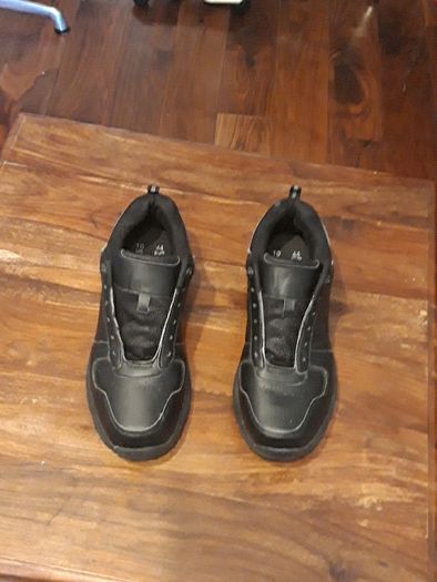 Men Trainers.  size uk10