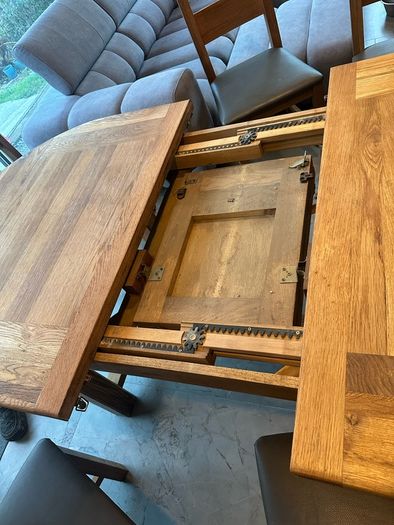 solid oak table and 6 chairs
