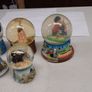 Snow globe collection Image 5