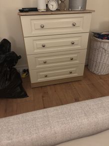 chest of drawers free