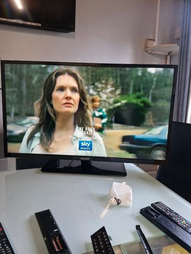 Walker 40in Smart Tv
