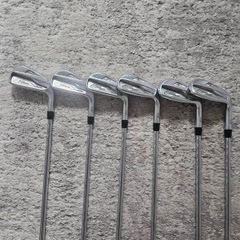 Titleist Ap2 718
