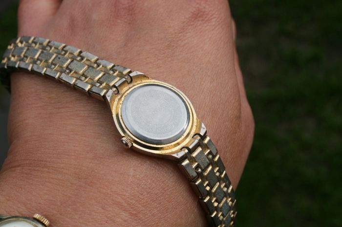 Vintage Geneva Ladies Quartz Watch