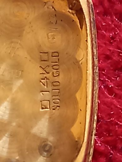 14 ct gold watch
