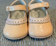 Baby girl shoes pink patent leather