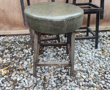 Bar pub stools