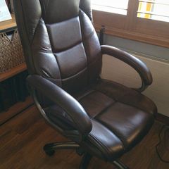 Good quality brown leather office swivel chair