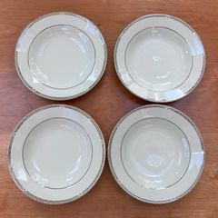 2004 Royal Doulton Soup/Pasta Bowls x 4