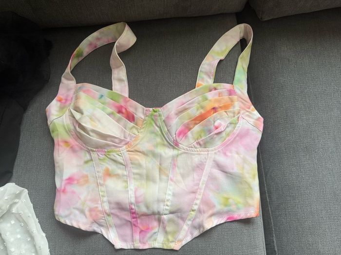 5 Cropped Tops, size S
