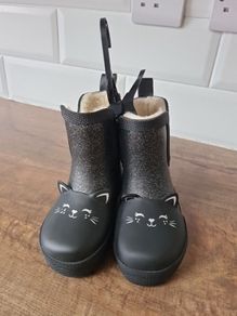 Super cute M&S wellies size 5 (21.5) BNWT