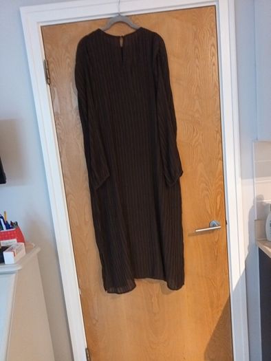 Dunnes Stores Brown Dress With Underslip. . S. M-- 12-14.  New - No Tag.