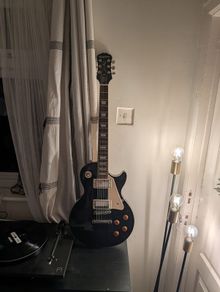 2012 Epiphone Les Paul Standard in Ebony/Black