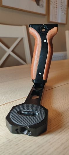 Smallrig 2222 Wooden Side Handle for DJI and ZHIYUN gimbals